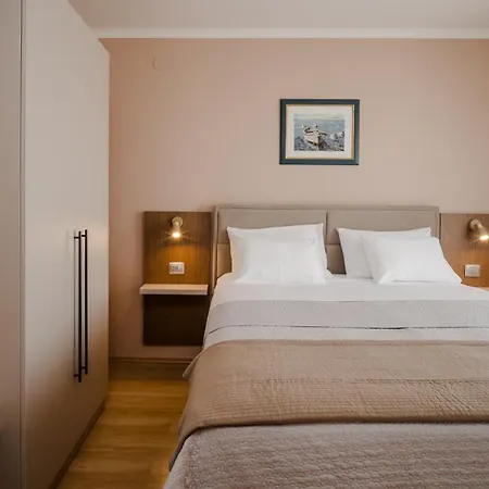 Elvira Appartement Sukošan